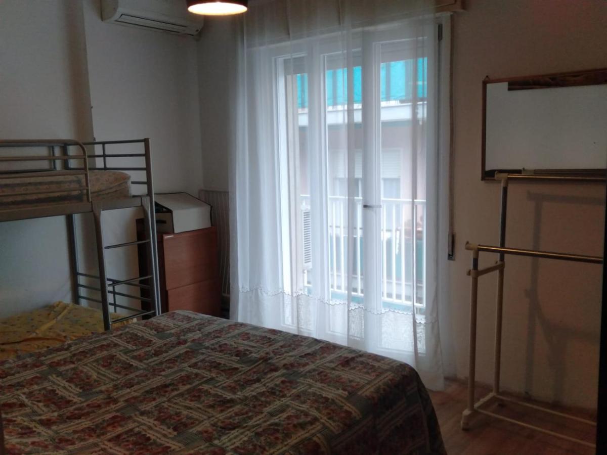 Azzurra Casa Vacanza Ventimiglia Exteriér fotografie